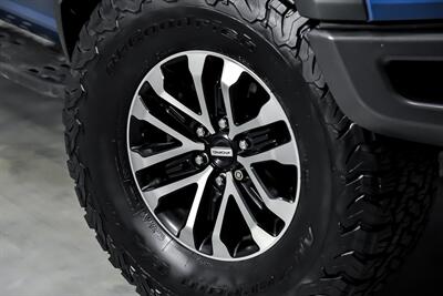 2019 Ford F-150 Raptor   - Photo 4 - Joliet, IL 60435
