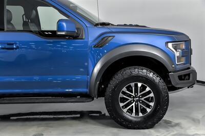 2019 Ford F-150 Raptor   - Photo 15 - Joliet, IL 60435