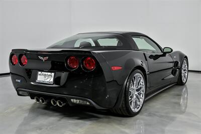 2011 Chevrolet Corvette ZR1 3ZR   - Photo 12 - Joliet, IL 60435
