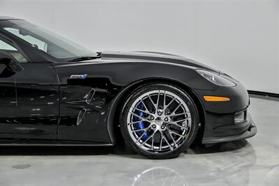 2011 Chevrolet Corvette ZR1 3ZR   - Photo 15 - Joliet, IL 60435