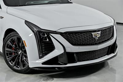 2026 Cadillac CT5-V Blackwing   - Photo 3 - Joliet, IL 60435