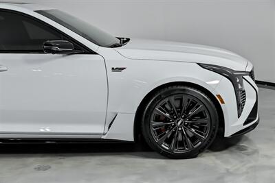 2026 Cadillac CT5-V Blackwing   - Photo 15 - Joliet, IL 60435