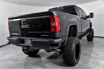 2015 GMC Sierra 2500HD Denali-$20K LIFT & WHEELS!   - Photo 12 - Joliet, IL 60435