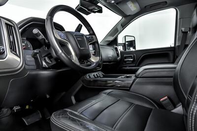 2015 GMC Sierra 2500HD Denali-$20K LIFT & WHEELS!   - Photo 21 - Joliet, IL 60435