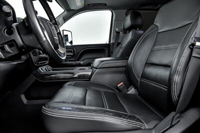 2015 GMC Sierra 2500HD Denali-$20K LIFT & WHEELS!   - Photo 22 - Joliet, IL 60435