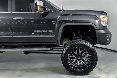 2015 GMC Sierra 2500HD Denali-$20K LIFT & WHEELS!   - Photo 15 - Joliet, IL 60435