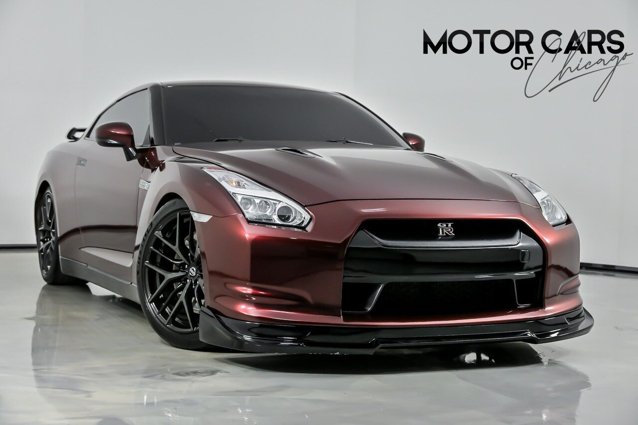 2010 Nissan GT-R Premium-$25K MODS-MINT GT-R - Photo 1 - Joliet, IL 60435