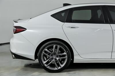 2025 Acura TLX SH-AWD w/A-SPEC   - Photo 12 - Joliet, IL 60435