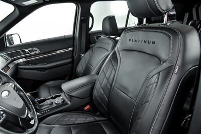 2018 Ford Explorer Platinum   - Photo 22 - Joliet, IL 60435