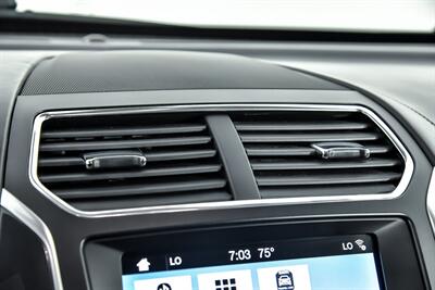 2018 Ford Explorer Platinum   - Photo 32 - Joliet, IL 60435