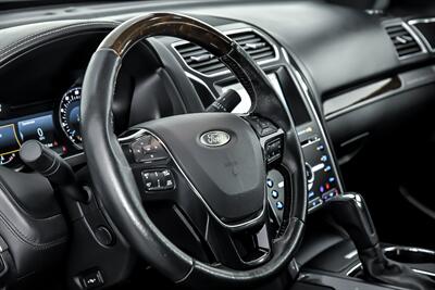 2018 Ford Explorer Platinum   - Photo 25 - Joliet, IL 60435