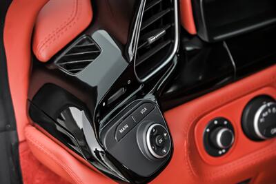 2015 Ferrari 458 Spider -INSANE $330K MSRP-LIKE NEW 458!   - Photo 35 - Joliet, IL 60435