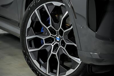 2024 BMW X7 M60i   - Photo 4 - Joliet, IL 60435