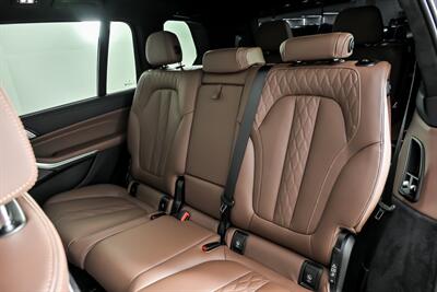 2024 BMW X7 M60i   - Photo 26 - Joliet, IL 60435