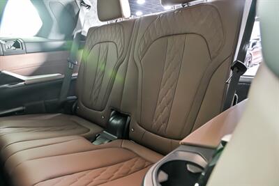 2024 BMW X7 M60i   - Photo 17 - Joliet, IL 60435
