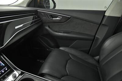 2020 Audi Q8 quattro Prestige 55 TFSI   - Photo 43 - Joliet, IL 60435