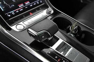 2020 Audi Q8 quattro Prestige 55 TFSI   - Photo 42 - Joliet, IL 60435