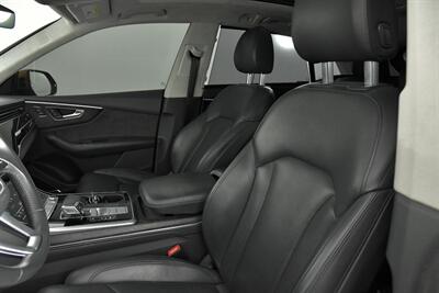 2020 Audi Q8 quattro Prestige 55 TFSI   - Photo 24 - Joliet, IL 60435