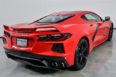 2023 Chevrolet Corvette Stingray 3LT   - Photo 12 - Joliet, IL 60435