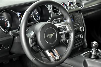 2017 Ford Mustang GT   - Photo 21 - Joliet, IL 60435