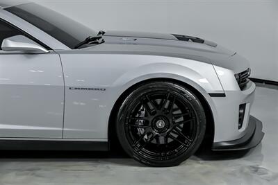 2014 Chevrolet Camaro ZL1-$20K MODS-STAGE 3 CAM-HEADERS-CORSA EXHAUST   - Photo 15 - Joliet, IL 60435