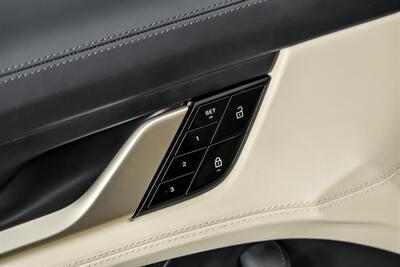 2021 Porsche Taycan 4S   - Photo 18 - Joliet, IL 60435