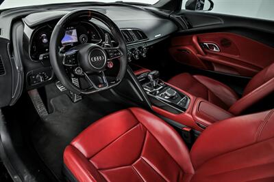 2017 Audi R8 5.2 quattro V10 Spyder   - Photo 24 - Joliet, IL 60435