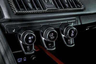 2017 Audi R8 5.2 quattro V10 Spyder   - Photo 38 - Joliet, IL 60435