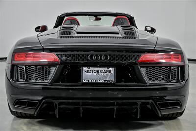 2017 Audi R8 5.2 quattro V10 Spyder   - Photo 11 - Joliet, IL 60435
