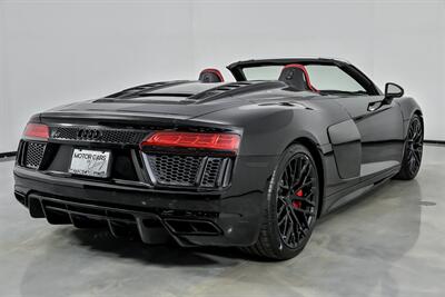 2017 Audi R8 5.2 quattro V10 Spyder   - Photo 12 - Joliet, IL 60435