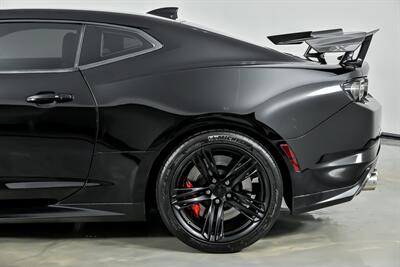 2019 Chevrolet Camaro ZL1-1LE TRACK PACK!   - Photo 9 - Joliet, IL 60435