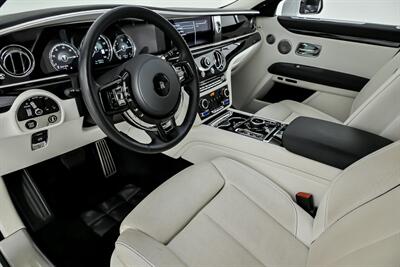 2021 Rolls-Royce Ghost EWB-SHOOTING STAR HEADLINER- 4 SEATER! - Photo 20 - Joliet, IL 60435