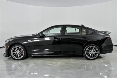 2021 Cadillac CT5-V   - Photo 8 - Joliet, IL 60435