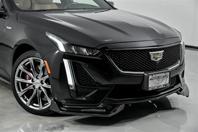 2021 Cadillac CT5-V   - Photo 3 - Joliet, IL 60435