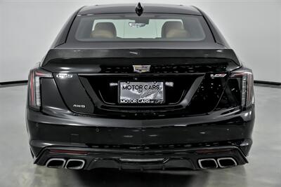 2021 Cadillac CT5-V   - Photo 11 - Joliet, IL 60435