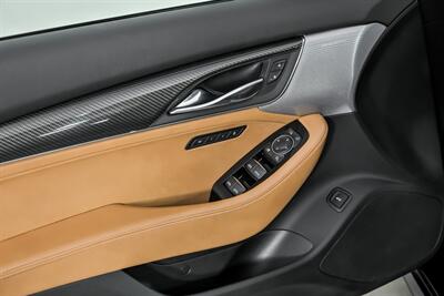 2021 Cadillac CT5-V   - Photo 18 - Joliet, IL 60435