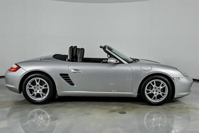 2005 Porsche Boxster   - Photo 14 - Joliet, IL 60435