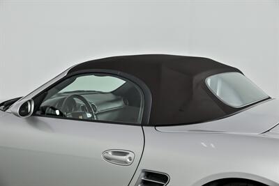 2005 Porsche Boxster   - Photo 21 - Joliet, IL 60435