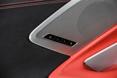 2021 Chevrolet Corvette Stingray 2LT   - Photo 21 - Joliet, IL 60435