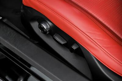 2021 Chevrolet Corvette Stingray 2LT   - Photo 27 - Joliet, IL 60435