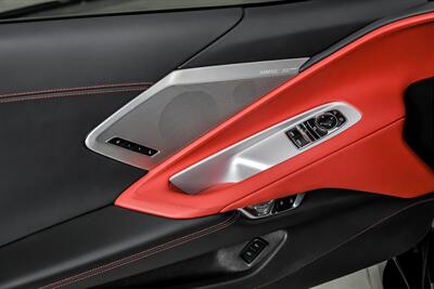 2021 Chevrolet Corvette Stingray 2LT   - Photo 20 - Joliet, IL 60435