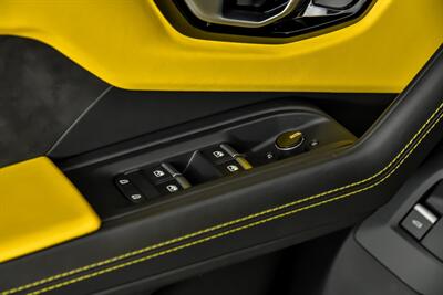2022 Lamborghini Urus   - Photo 21 - Joliet, IL 60435
