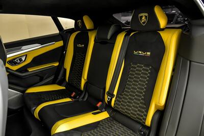 2022 Lamborghini Urus   - Photo 27 - Joliet, IL 60435