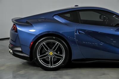 2019 Ferrari 812 Superfast   - Photo 13 - Joliet, IL 60435