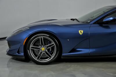 2019 Ferrari 812 Superfast   - Photo 7 - Joliet, IL 60435
