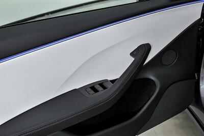 2025 Tesla Model 3 Performance - Photo 18 - Joliet, IL 60435