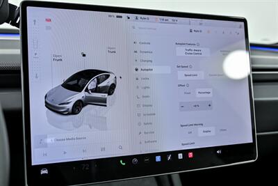 2025 Tesla Model 3 Performance - Photo 33 - Joliet, IL 60435