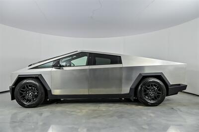 2024 Tesla Cybertruck   - Photo 8 - Joliet, IL 60435