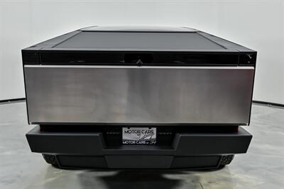 2024 Tesla Cybertruck   - Photo 11 - Joliet, IL 60435