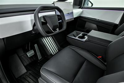 2024 Tesla Cybertruck   - Photo 19 - Joliet, IL 60435